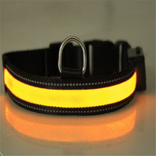 Cargar imagen en el visor de la galería, Collar Luminoso LED  para Perro - Recargable con Luz Solar y vía USB