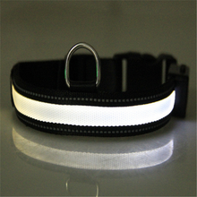 Cargar imagen en el visor de la galería, Collar Luminoso LED  para Perro - Recargable con Luz Solar y vía USB